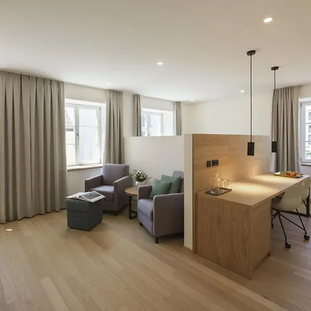 아파트호텔 Kuechlinhaus 3*